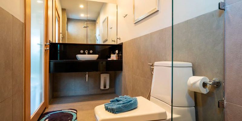 Muebles a medida para baños pequeños